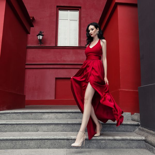 a-line burgundy long prom dresses deep v neck halter satin prom gowns with pockets leg slit evening party dress backless graduation gown, Black
a-line burgundy long prom dresses deep v neck halter satin prom gowns with pockets leg slit evening party dress backless graduation gown, Black