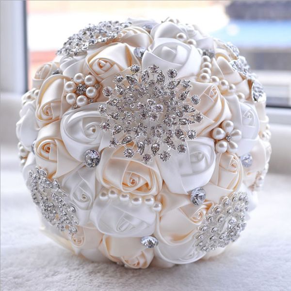2020 new fashion ivory white bridal wedding bouquets pearls beading brooch bridesmaid artificial colorful wedding bouquets
2020 new fashion ivory white bridal wedding bouquets pearls beading brooch bridesmaid artificial colorful wedding bouquets
