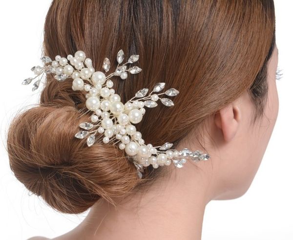 new silver clear crystal pearls wedding hair comb bridal headpiece beaded hair accessories copper gold hairwear hair jewelry gifts, Slivery;golden
new silver clear crystal pearls wedding hair comb bridal headpiece beaded hair accessories copper gold hairwear hair jewelry gifts, Slivery;golden