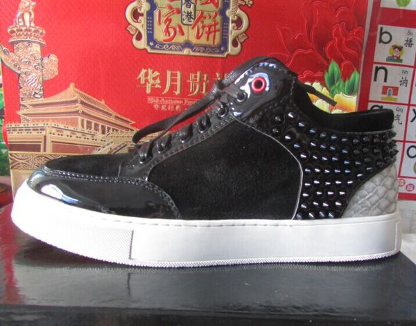 Wholesale-2017 New Fashion High Top Royaums Kilian Rivet Men sneakers Flat Sneakers Python Multi-Color Leather Shoes 36-47
Wholesale-2017 New Fashion High Top Royaums Kilian Rivet Men sneakers Flat Sneakers Python Multi-Color Leather Shoes 36-47