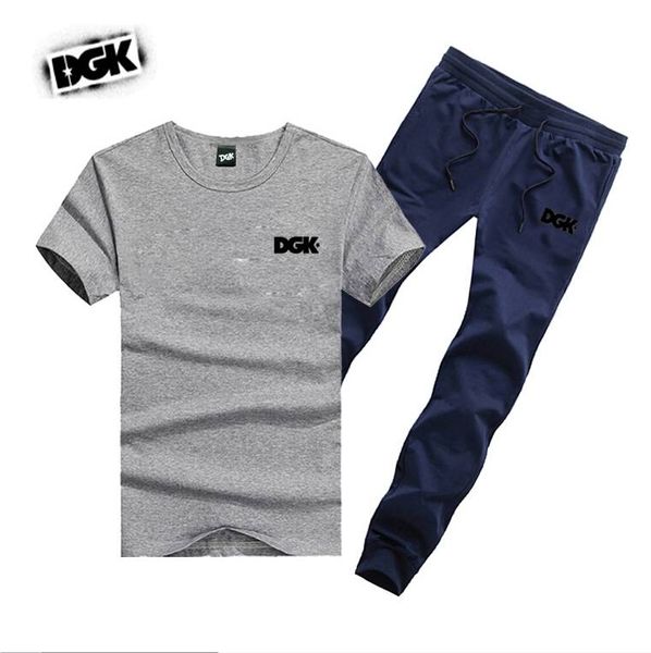 s-5xl d710 tracksuits new men leisure dgk t-shirt and long pants suit o-neck elastic waist, Gray
s-5xl d710 tracksuits new men leisure dgk t-shirt and long pants suit o-neck elastic waist, Gray
