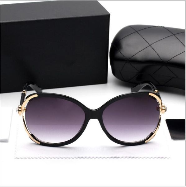 the new sunglasses look chic and elegant, and the 5341 star fashion sunglasses, White;black
the new sunglasses look chic and elegant, and the 5341 star fashion sunglasses, White;black