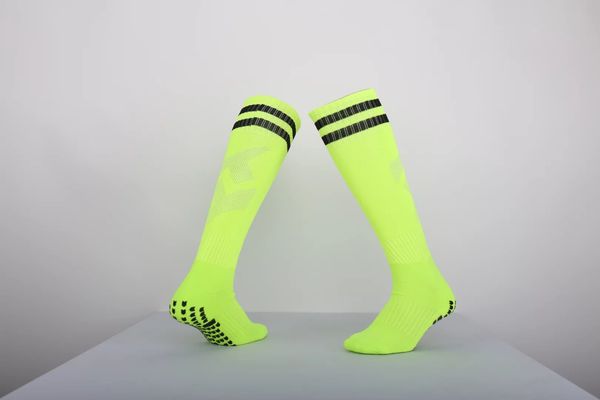 Новое прибытие антипробуксовочная футбол длинные носки для мужчин толстые полот
Новое прибытие антипробуксовочная футбол длинные носки для мужчин толстые полот