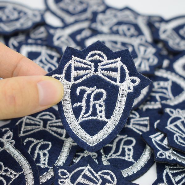 school badge style patch for clothing iron embroidered patches applique iron on patches sewing accessories for clothes 10pcs/lot, Black
school badge style patch for clothing iron embroidered patches applique iron on patches sewing accessories for clothes 10pcs/lot, Black