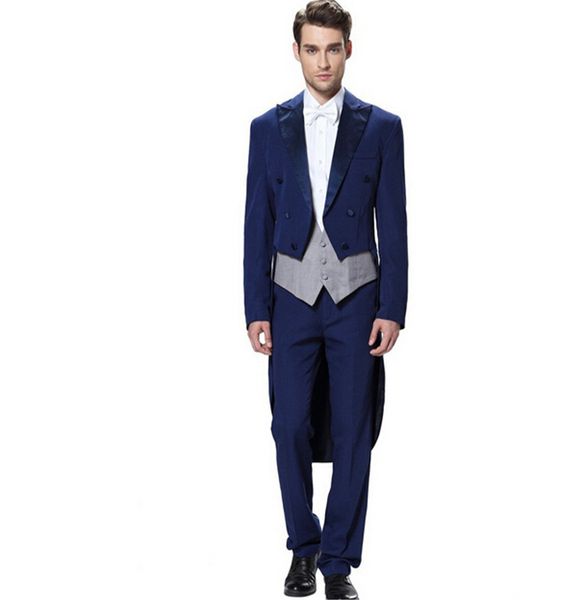 new design men suits classic royal blue groom suits tailcoat handsome groomsman tuxedos prom suits jacket+vest+pants, White;black
new design men suits classic royal blue groom suits tailcoat handsome groomsman tuxedos prom suits jacket+vest+pants, White;black
