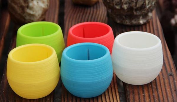 mini round shaped plastic office decor succulents flower seed planter 
mini round shaped plastic office decor succulents flower seed planter