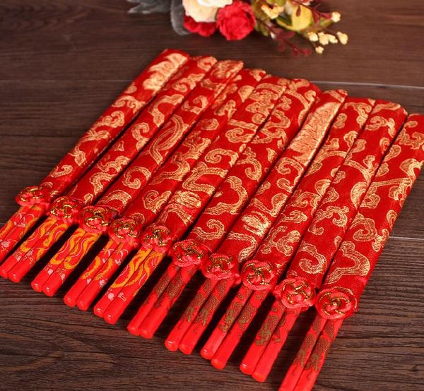 wedding favor gift fashion chinese bamboo wooden chopsticks favors with silk pouch dhl ing
wedding favor gift fashion chinese bamboo wooden chopsticks favors with silk pouch dhl ing