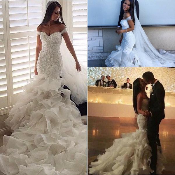 2020 new luxury mermaid wedding dresses off shoulder lace appliques crystal beaded tiered ruffles organza plus size formal bridal gowns, White
2020 new luxury mermaid wedding dresses off shoulder lace appliques crystal beaded tiered ruffles organza plus size formal bridal gowns, White