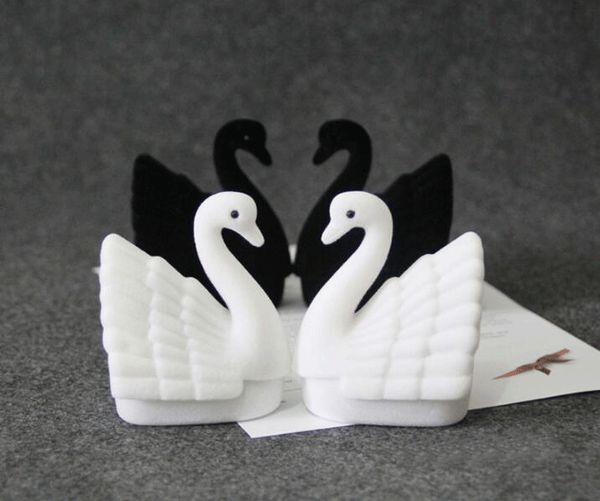 10pcs/lot wedding swan velvet jewelry ring/ earring gift packaging display box for wedding jewelry boxes 2017, Black;white
10pcs/lot wedding swan velvet jewelry ring/ earring gift packaging display box for wedding jewelry boxes 2017, Black;white