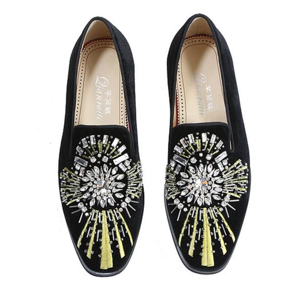 2017 new arrival fashion embroidery men's dress shoes suede leather shoes baroque style slip on loafers gentlemen diamond wedding shoes, Black
2017 new arrival fashion embroidery men's dress shoes suede leather shoes baroque style slip on loafers gentlemen diamond wedding shoes, Black