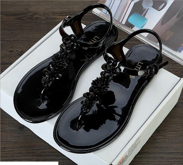 Handmade flowers toe plastic sandals summer flat foot clip feet deduction anti-skid holiday beach slippers Europe and the United States
Handmade flowers toe plastic sandals summer flat foot clip feet deduction anti-skid holiday beach slippers Europe and the United States