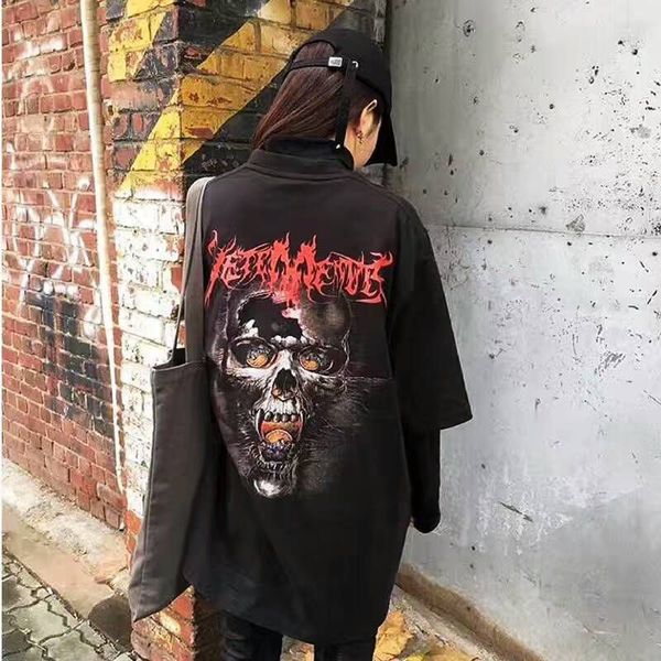 Vetements череп в спине bigbang gd g-dragon негабаритных мужчин с коротким рукавом тройник
Vetements череп в спине bigbang gd g-dragon негабаритных мужчин с коротким рукавом тройник