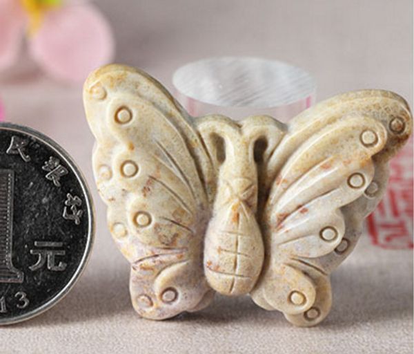 pure natural coral (chrysanthemum jade) hand-made (butterfly) vintage necklace pandan, Silver
pure natural coral (chrysanthemum jade) hand-made (butterfly) vintage necklace pandan, Silver