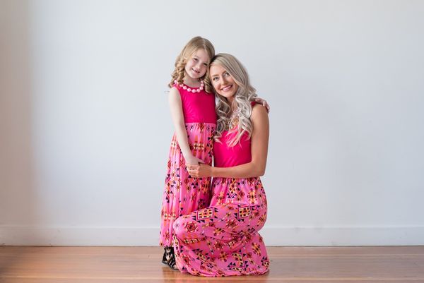 2017 family matching outfits mother and daughter look baby girls summer sleeveless dresses kids parent long dress children family look, Blue
2017 family matching outfits mother and daughter look baby girls summer sleeveless dresses kids parent long dress children family look, Blue