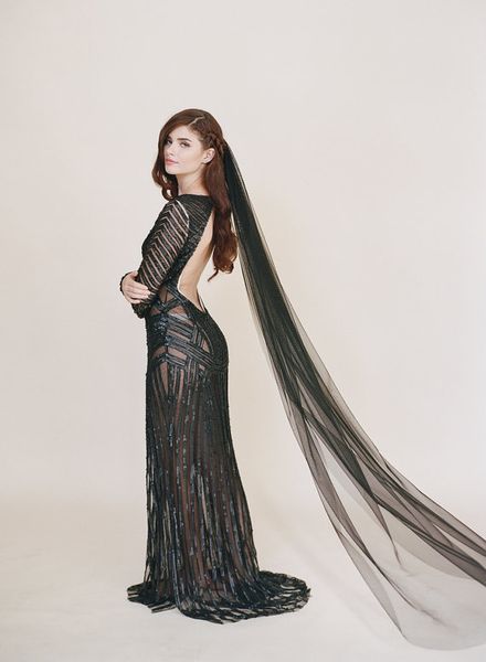 black wedding veil one layer chapel length cut edge bridal veil with comb tulle custom color 117a
black wedding veil one layer chapel length cut edge bridal veil with comb tulle custom color 117a