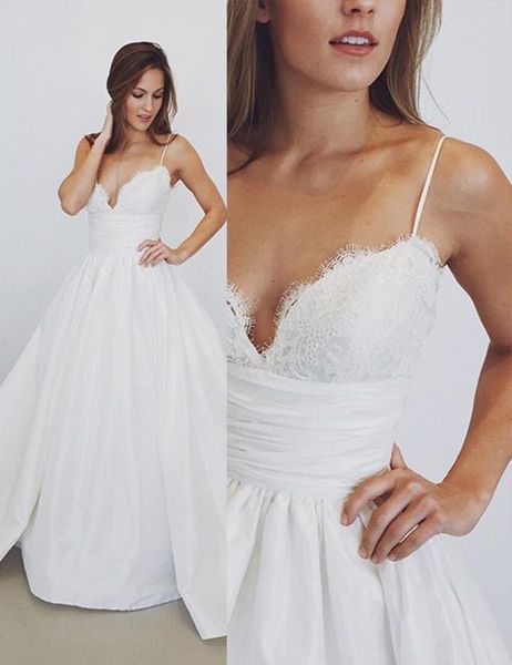 Sexy Spaghetti-Straps Deep V Neck A Line Wedding Dresses 2018 Lace Applique Sleeveless Backless Wedding Gowns Sweep Train Beach Vintage, White
Sexy Spaghetti-Straps Deep V Neck A Line Wedding Dresses 2018 Lace Applique Sleeveless Backless Wedding Gowns Sweep Train Beach Vintage, White