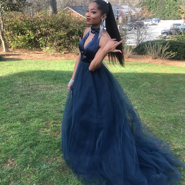 navy blue backless puffy tulle long prom dresses high neck keyhole front graduation gowns backless evening party dress robe soiree, Black
navy blue backless puffy tulle long prom dresses high neck keyhole front graduation gowns backless evening party dress robe soiree, Black