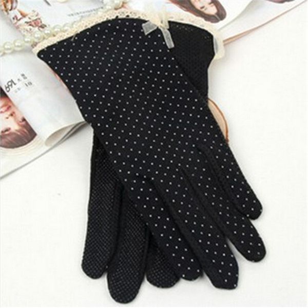 wholesale- brand new summer sun-shading sunscreen glove,women 100% cotton slip-resistant thin short gloves black, Blue;gray
wholesale- brand new summer sun-shading sunscreen glove,women 100% cotton slip-resistant thin short gloves black, Blue;gray