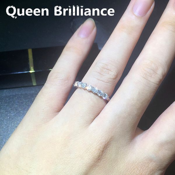 0.7 ctw lab grown moissanite diamond half eternity wedding band 925 sterling silver for women, Slivery;golden
0.7 ctw lab grown moissanite diamond half eternity wedding band 925 sterling silver for women, Slivery;golden