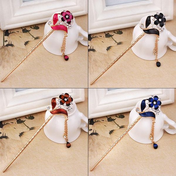 fashion new headdress national wind hairpin hair drops drip retro hairpin tassel step shake fz041 mix order pieces a lot, Golden;silver
fashion new headdress national wind hairpin hair drops drip retro hairpin tassel step shake fz041 mix order pieces a lot, Golden;silver