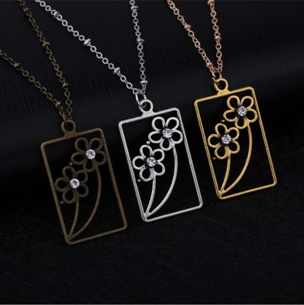 back to school necklaces gold silver antique copper plated girls simple flower pendent jewelry gifts chokers necklaces, Golden;silver
back to school necklaces gold silver antique copper plated girls simple flower pendent jewelry gifts chokers necklaces, Golden;silver