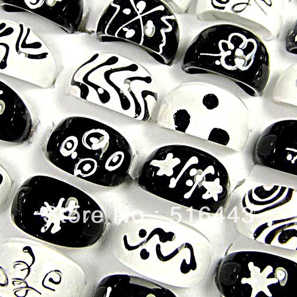 new 200pcs resin hand printed mix black white fashion women girls children loverly rings wholesale jewelry lots a-079, Golden;silver
new 200pcs resin hand printed mix black white fashion women girls children loverly rings wholesale jewelry lots a-079, Golden;silver