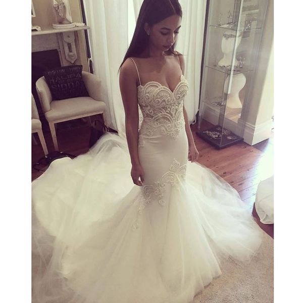 2020 new spaghetti straps sweetheart appliques lace pearls mermaid wedding dresses long train bridal gowns, White
2020 new spaghetti straps sweetheart appliques lace pearls mermaid wedding dresses long train bridal gowns, White
