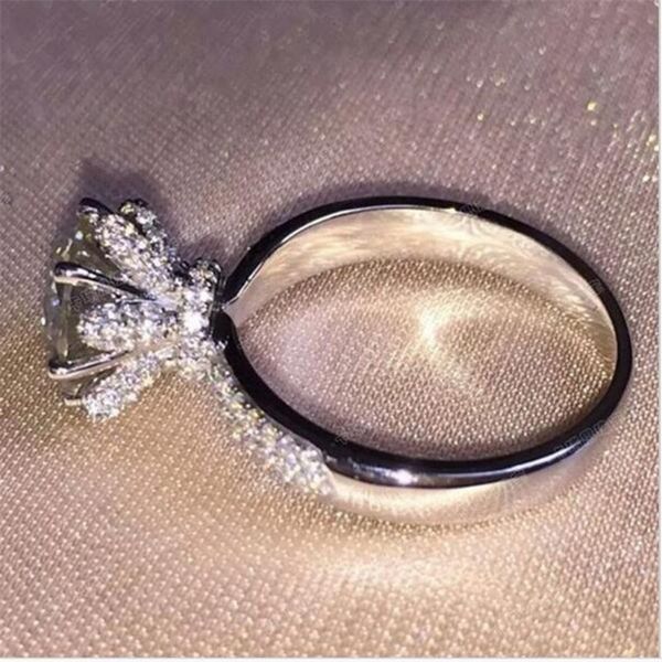luxury 2ct simulated diamond engagement ring jewelry gift flower design solid 100% 925 sterling silver wedding rings for women, Slivery;golden
luxury 2ct simulated diamond engagement ring jewelry gift flower design solid 100% 925 sterling silver wedding rings for women, Slivery;golden