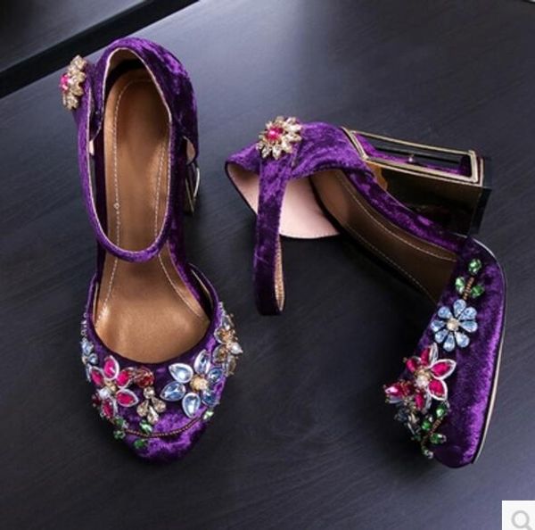 2017 fashion rhinestone pumps women flower diamond high heels ankle strap point toe red pumps fretwork heel gladiator sandals party shoes, Black
2017 fashion rhinestone pumps women flower diamond high heels ankle strap point toe red pumps fretwork heel gladiator sandals party shoes, Black