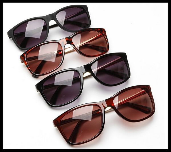 in 2017, the manufacturer will promote the of sunglasses for men's sunglasses, White;black
in 2017, the manufacturer will promote the of sunglasses for men's sunglasses, White;black
