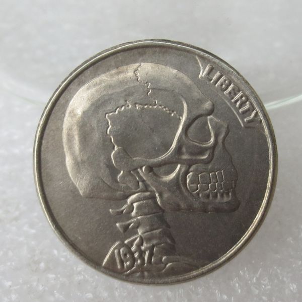 BU(03)Hobo Nickel 1937-D 3-Legged Buffalo Nickel Rare Creativeskull zombie skeleton Funny Copy Coin
BU(03)Hobo Nickel 1937-D 3-Legged Buffalo Nickel Rare Creativeskull zombie skeleton Funny Copy Coin