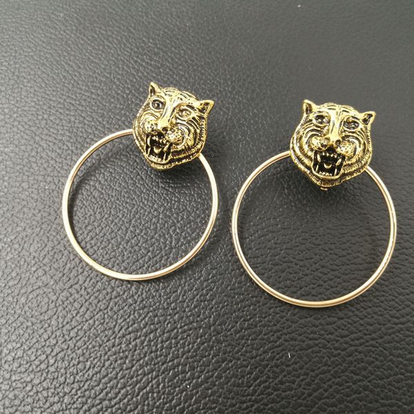 new brand vintage metal leopard stud earrings for women fashion jewelry gold earring circle ring pendant club night brincos bijoux 2017, Golden;silver
new brand vintage metal leopard stud earrings for women fashion jewelry gold earring circle ring pendant club night brincos bijoux 2017, Golden;silver