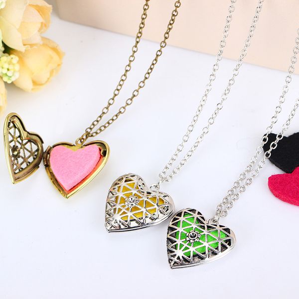 essential oil diffuser necklace - locket pendant with 5 washable felt pads | aromatherapy necklace heart shaped 3 styles b404q, Silver
essential oil diffuser necklace - locket pendant with 5 washable felt pads | aromatherapy necklace heart shaped 3 styles b404q, Silver