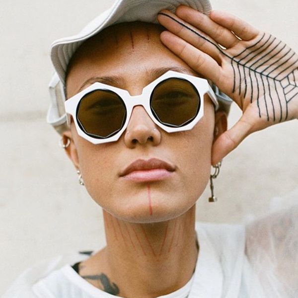 handsome trend hexagon personality men sunglasses uv400-proof vintage designer women wholesale street snap brand sunglasses wmjts, White;black
handsome trend hexagon personality men sunglasses uv400-proof vintage designer women wholesale street snap brand sunglasses wmjts, White;black
