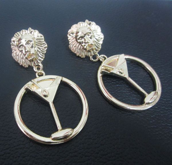 fashion brand vintage metal lion head stud earrings for women punk jewelry 2017 gold earrings pendant club night party jewelry accessories, Golden;silver
fashion brand vintage metal lion head stud earrings for women punk jewelry 2017 gold earrings pendant club night party jewelry accessories, Golden;silver