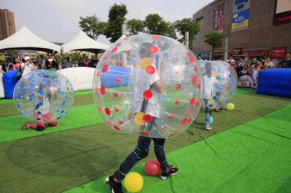 бесплатная доставка 1.5 м пвх надувной бампер футбол тело zorbing пузырь футбольный мяч человека вышибала воздушный футбол пузырь мяч 
бесплатная доставка 1.5 м пвх надувной бампер футбол тело zorbing пузырь футбольный мяч человека вышибала воздушный футбол пузырь мяч