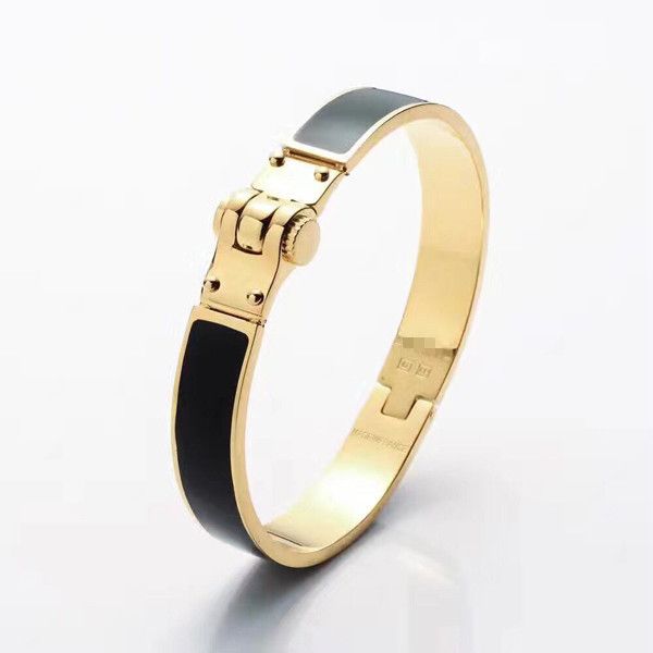 Wholesale high quality titanium bracelet bracelet 18K H black gray orange golden horseshoe buckle bracelet
Wholesale high quality titanium bracelet bracelet 18K H black gray orange golden horseshoe buckle bracelet
