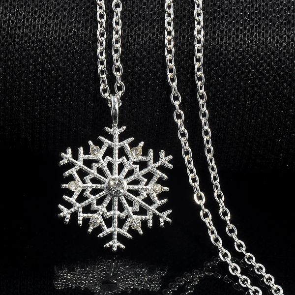 fashion charms lady crystal snowflake zircon flower silver plated necklaces & pendants jewelry for women sweater necklace
fashion charms lady crystal snowflake zircon flower silver plated necklaces & pendants jewelry for women sweater necklace