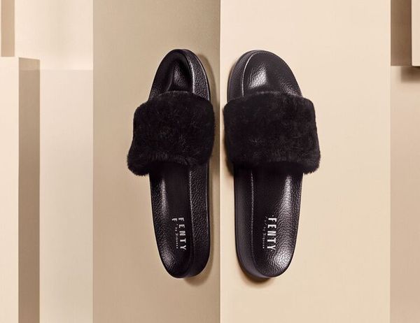 2016 Grey Rihanna Fenty Slides Sandals With Original Boxes Grey Womens Slippers Indoor Girls Fashion Scuffs 35-40
2016 Grey Rihanna Fenty Slides Sandals With Original Boxes Grey Womens Slippers Indoor Girls Fashion Scuffs 35-40