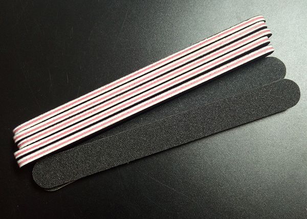 5pcs/set black sandpaper with red heart nail file 180/240 professional art nail file grit for manicure natural nails
5pcs/set black sandpaper with red heart nail file 180/240 professional art nail file grit for manicure natural nails