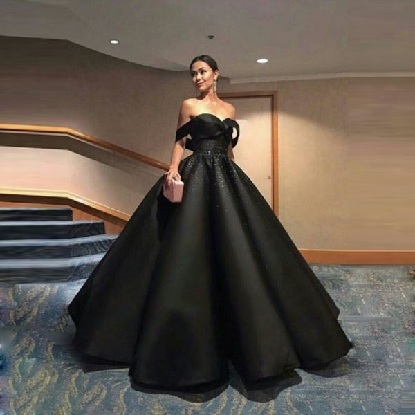 charming off shoulder evening dresses black appliques zipper backless prom party dresses 2017 fashion red carpet dresses evening gowns
charming off shoulder evening dresses black appliques zipper backless prom party dresses 2017 fashion red carpet dresses evening gowns