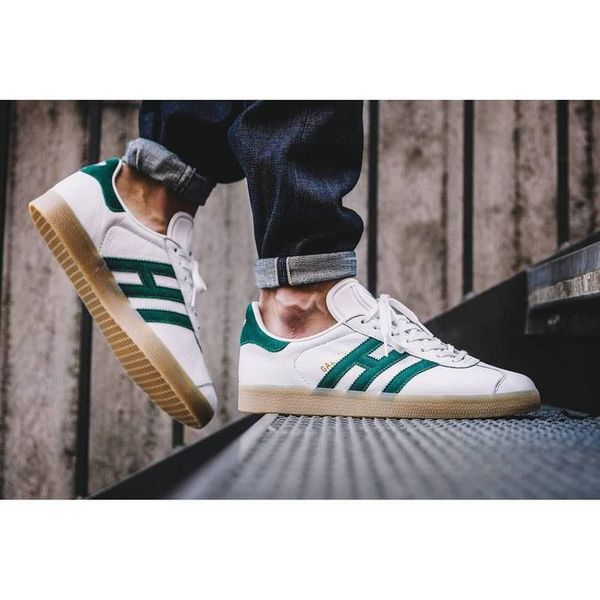 2017 Gazelle OG Classic Originals sneaker Men Women high quality green Black Grey Red Blue og smith Lightweight Casual Shoes Size Eur 36-44
2017 Gazelle OG Classic Originals sneaker Men Women high quality green Black Grey Red Blue og smith Lightweight Casual Shoes Size Eur 36-44