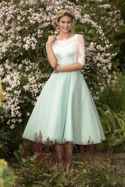2017 new elegant mint green a line lace applique bridesmaid dresses scoop neck 1/2 long sleeves tea length party prom dressses custom, White;pink
2017 new elegant mint green a line lace applique bridesmaid dresses scoop neck 1/2 long sleeves tea length party prom dressses custom, White;pink