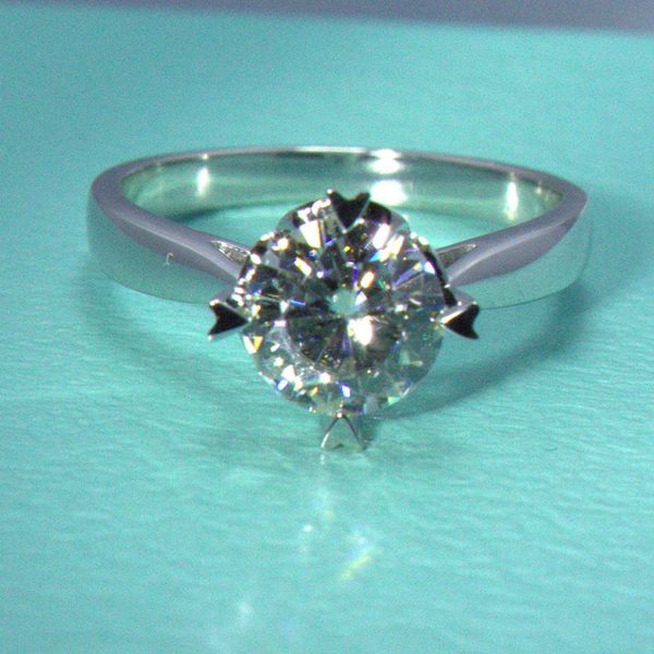 new arrival 18k gold classic heart moissanite synthetic diamond women ring for lovers wedding ring 1ct, Slivery;golden
new arrival 18k gold classic heart moissanite synthetic diamond women ring for lovers wedding ring 1ct, Slivery;golden