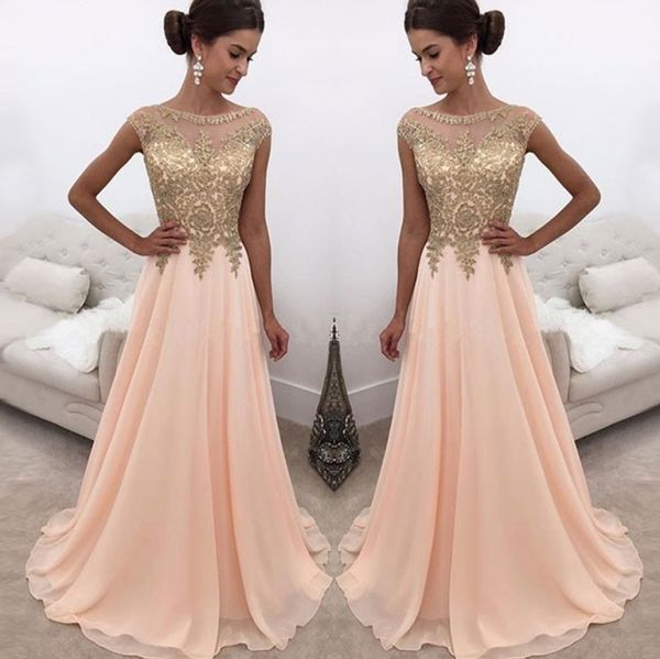 2019 персик чистой круглый вырез длинные платья выпускного вечера золото кружева аппликация cap рукава линия шифон формальные партии носить, Black;red
2019 персик чистой круглый вырез длинные платья выпускного вечера золото кружева аппликация cap рукава линия шифон формальные партии носить, Black;red
