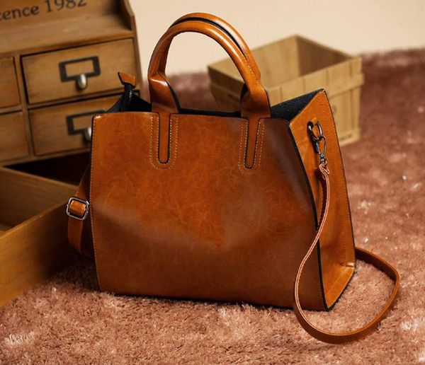 in the summer of 2017 and the new women's genuine leather shopping bags of large capacity oil wax leather shoulder versatile leather ba
in the summer of 2017 and the new women's genuine leather shopping bags of large capacity oil wax leather shoulder versatile leather ba