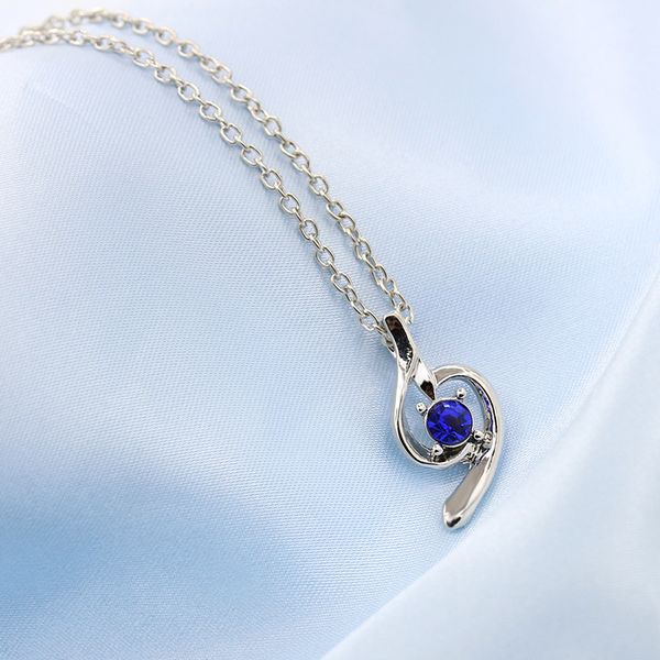 fashion classic alloy crystal pendants necklaces for women silver color statement necklace trendy jewelry maxi bijouterie new
fashion classic alloy crystal pendants necklaces for women silver color statement necklace trendy jewelry maxi bijouterie new