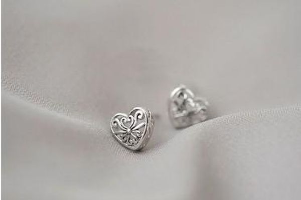 cut out heart stud earrings s925 silver sterling national pattern stud earrings gifts for girls /ladies maple leave ear studs, Golden;silver
cut out heart stud earrings s925 silver sterling national pattern stud earrings gifts for girls /ladies maple leave ear studs, Golden;silver