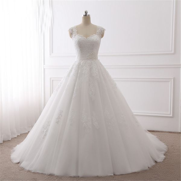 sweetheart cap sleeves ball gown wedding dresses pearls lace appliques bridal gowns vestido de novias princess luxury cathedral train, White
sweetheart cap sleeves ball gown wedding dresses pearls lace appliques bridal gowns vestido de novias princess luxury cathedral train, White