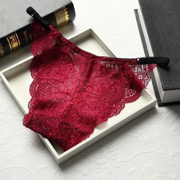 new design original cotton bottom crotch seamless low waist briefs women all transparent lace panties lady temptation, Black;pink
new design original cotton bottom crotch seamless low waist briefs women all transparent lace panties lady temptation, Black;pink